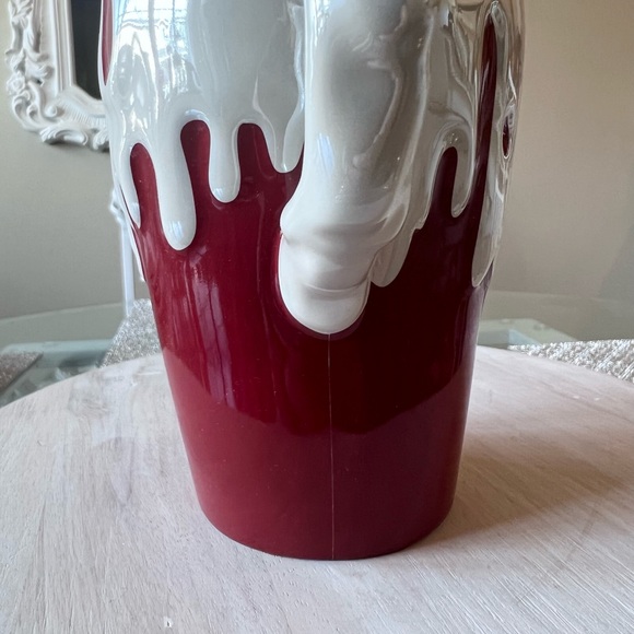 ☠️ POISON APPLE Disney Snow White Ceramic Travel Mug Red NEW - Picture 7 of 7